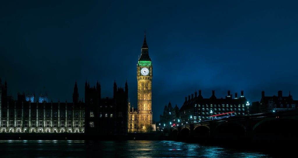 Elizabeth Tower med Big Ben i London.