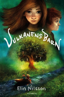 Lea och Luma är kusiner och bästa vänner. De bor i byn nedanför den sovande vulkanen och gör allt tillsammans. Men, snart kommer allt att förändras eftersom Luma ska förpuppas. Alla som fyller 13 måste vara i puppans drömvärld i fem år tills de blir vuxna. Annars blir man en galen människa. Luma ber Lea att skära ut honom ur puppan, men hon vågar inte. En dag när Lea besöker trädet i puppgläntan upptäcker hon att Lumas puppa är försvunnen. Lea bestämmer sig för att leta reda på Luma med hjälp av sin nyfunna vän, krämarflickan Majva. Men, går hon och andra de stöter på verkligen att lita på? En underbart välskriven äventyrsberättelse från 9 år. Passar utmärkt som högläsningsbok! Boktips av Jessica Sigurdsson, Malmö stadsbibliotek