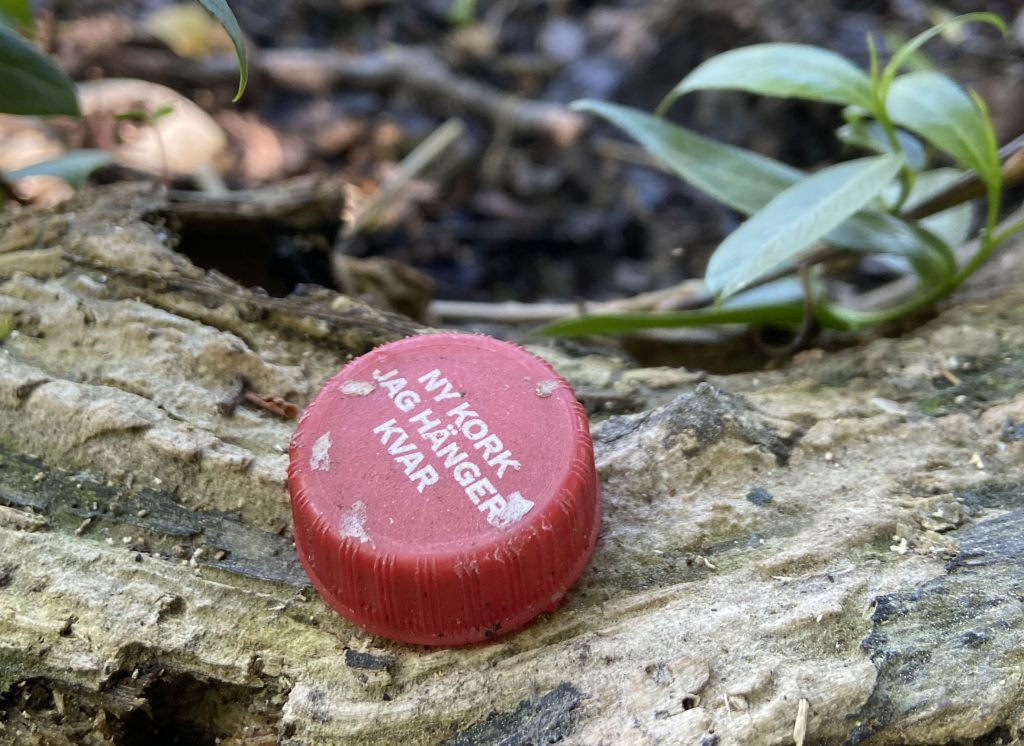 Färre plastkorkar i naturen